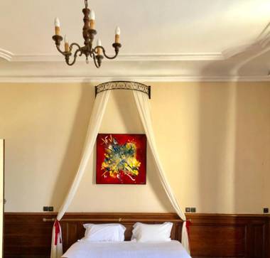 Hôtel Particulier CHÂTEAU DES MARAIS Proximité et vue sur le Lac de Grand lieu