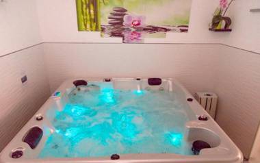 Appartement d'une chambre avec piscine privee sauna et jardin clos a Plan d'Aups Sainte Baume