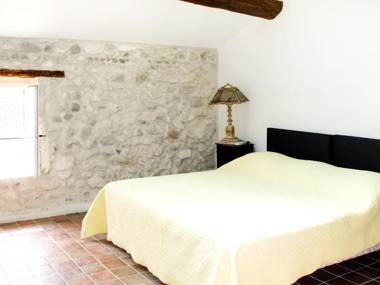 Maison de 4 chambres avec piscine privee jardin amenage et wifi a Molleges