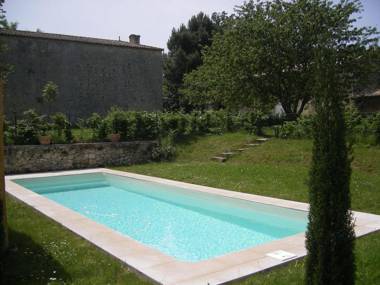 Beautiful stone house with private pool close to Saint-Émilion.