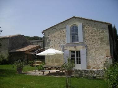 Beautiful stone house with private pool close to Saint-Émilion.