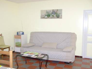 Maison de 2 chambres avec jardin amenage et wifi a La Chapelle aux Choux