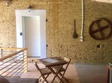 Studio avec piscine partagee jardin clos et wifi a Saint Jory