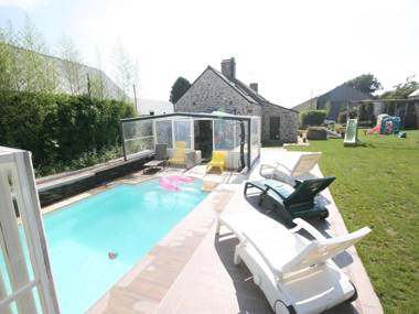 Cozy Farmhouse in Elliant France With Private Swimming Pool