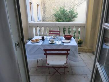 Entre vignes et dentelles