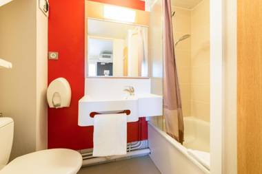 B&B HOTEL Saint-Etienne La Terrasse