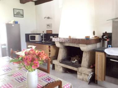 Maison de 4 chambres avec jardin amenage a Sougeal