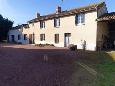Maison de 3 chambres avec jardin amenage et wifi a Les Trois Moutiers