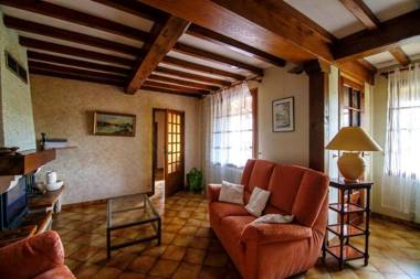 Villa de 4 chambres avec piscine privee jardin clos et wifi a Milhars