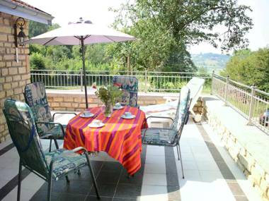 Alluring Holiday Home on border of Champagne and Burgundy