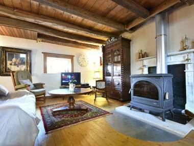 Alluring Holiday Home on border of Champagne and Burgundy