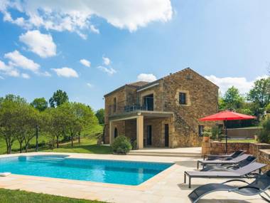 Serene Holiday Home in Mazeyrolles with Swimming Pool