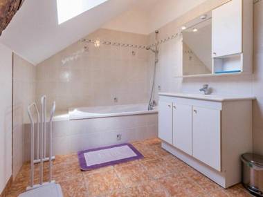 Gîte Plesse 4 pièces 6 personnes - FR-1-306-1119