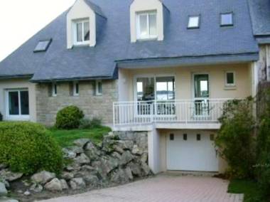 Maison de 4 chambres a Loctudy a 100 m de la plage avec vue sur la mer jardin clos et wifi