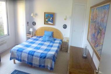 Maison de 4 chambres a Loctudy a 100 m de la plage avec vue sur la mer jardin clos et wifi