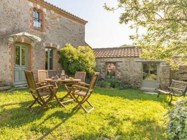 Gîte Rouans 4 pièces 6 personnes - FR-1-306-1059