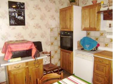 Maison de 3 chambres avec jacuzzi jardin clos et wifi a Gabarret