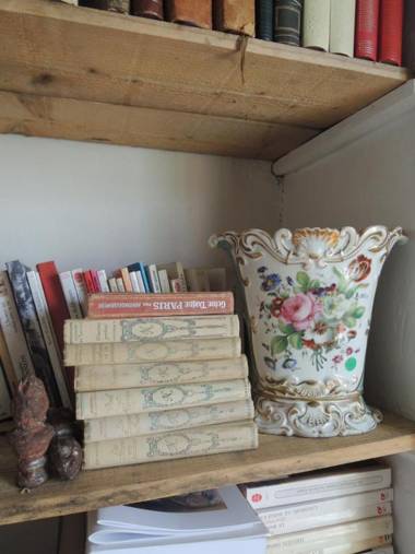 Maison d'hôtes "les volets verts" et sa brocante