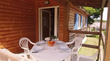 VVF Villages « Les Bords du Lac » Éguzon