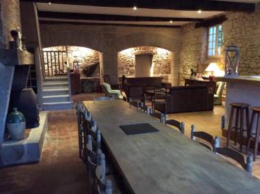 Demeure de 5 chambres avec jardin clos et wifi a Tombeboeuf