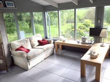 Maison d'une chambre avec piscine partagee sauna et jardin clos a Charron