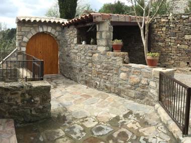 Beautiful house made of natural stone with swimming pool and very nice view.