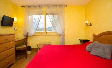 Logis Hôtel Etchemaïté