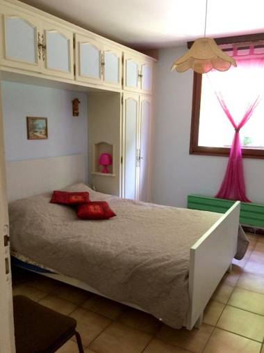 Appartement de 2 chambres avec terrasse et wifi a Rochesson a 6 km des pistes