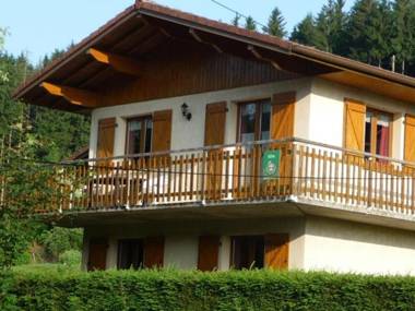 Gîte Rochesson 4 pièces 7 personnes - FR-1-589-167