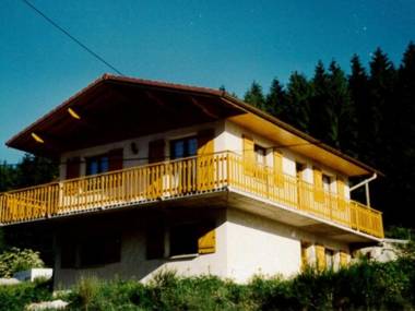 Gîte Rochesson 4 pièces 7 personnes - FR-1-589-195