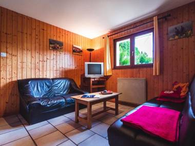 Gîte Rochesson 4 pièces 7 personnes - FR-1-589-195