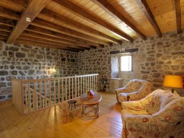 Gîte Burdignes 4 pièces 6 personnes - FR-1-496-96