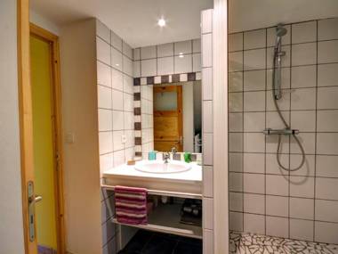 Gîte Marols 4 pièces 6 personnes - FR-1-496-2