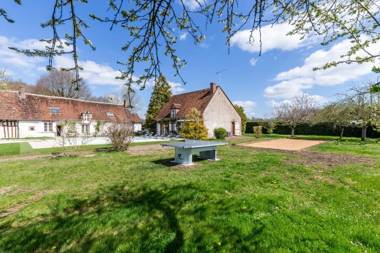 Crazy Villa Bergerie 45 - Heated pool - Soccer - 1h30 from Paris - 30 p