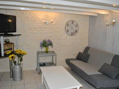 Gîte La Tour-Saint-Gelin 2 pièces 2 personnes - FR-1-381-24