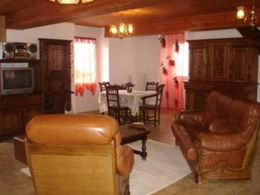 Gîte Ruffignè 3 pièces 6 personnes - FR-1-306-1136