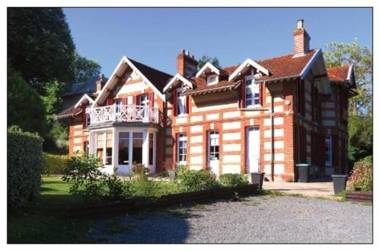 La Villa des Rosiers