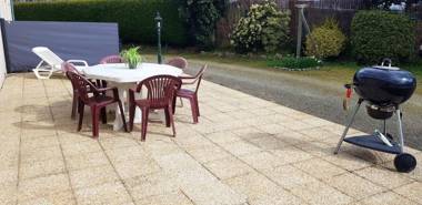 Maison de 6 chambres avec jardin clos et wifi a Bourguenolles