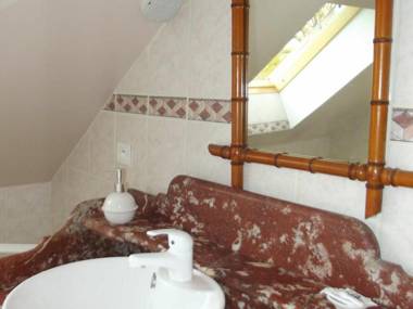 Villa Saulnay 3 pièces 5 personnes - FR-1-591-86