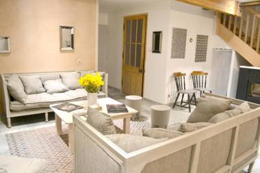 Maison de 4 chambres avec jardin amenage et wifi a Cabariot