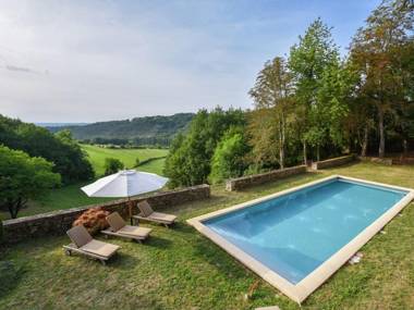 Plush Mansion on a High-End Property in Saint-Germain-de-Belvès with Pool
