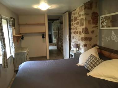 Ecuries de Saint Maurice- Maison d'hôtes de Gondou