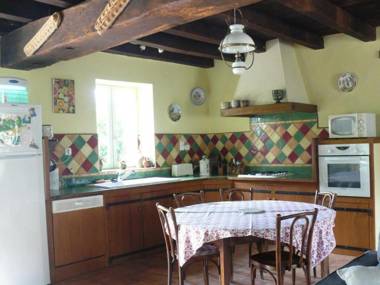 Gîte Le Brethon 3 pièces 4 personnes - FR-1-489-238