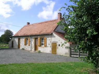 Gîte Vieure 3 pièces 4 personnes - FR-1-489-311