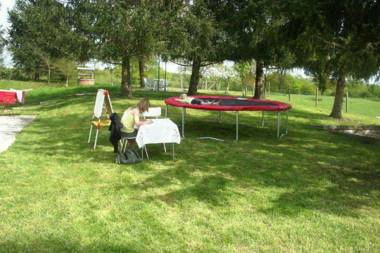 Cozy Holiday Home in Vieure with spacious Garden