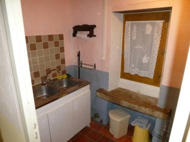 Gîte Montoldre 2 pièces 2 personnes - FR-1-489-170