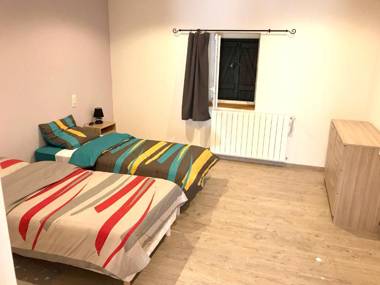 Maison de 4 chambres avec piscine privee jacuzzi et jardin clos a Puygaillard de Quercy