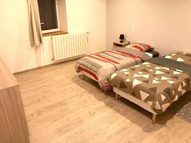 Maison de 4 chambres avec piscine privee jacuzzi et jardin clos a Puygaillard de Quercy