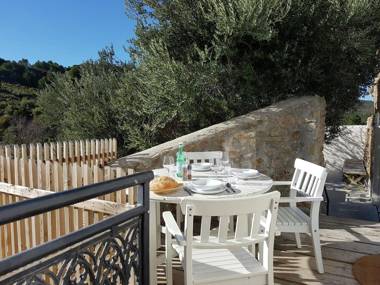 Secluded Apartment in Villesèque with Pool