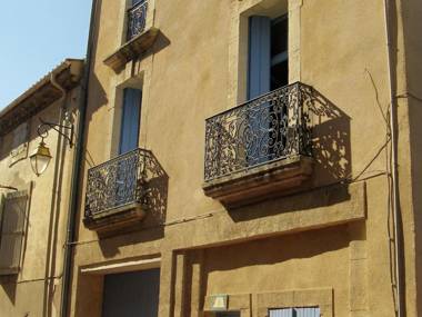 Lovely Holiday Home in Thézan-lès-Béziers near Town Centre